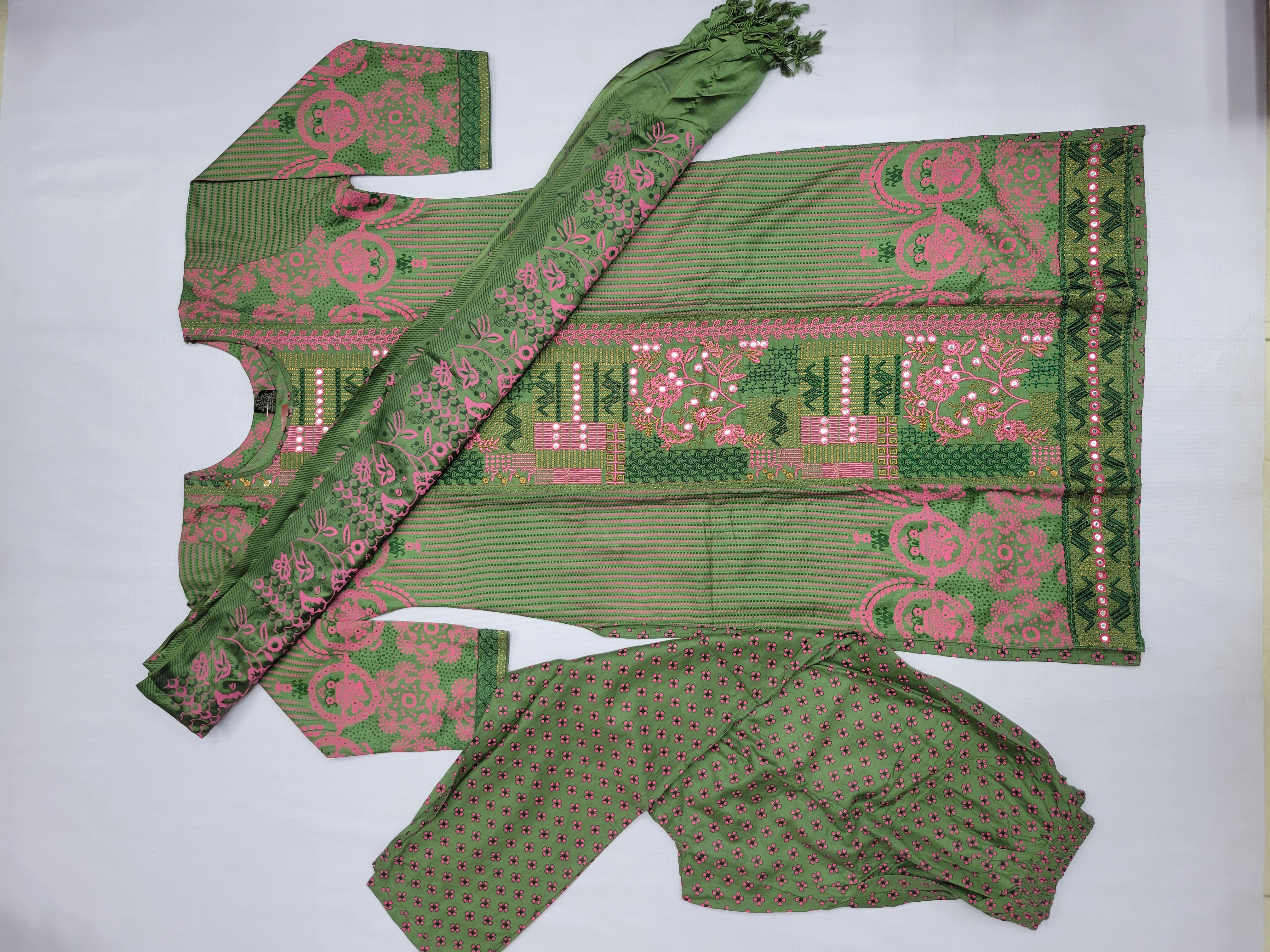 Ready made three piece cotton
