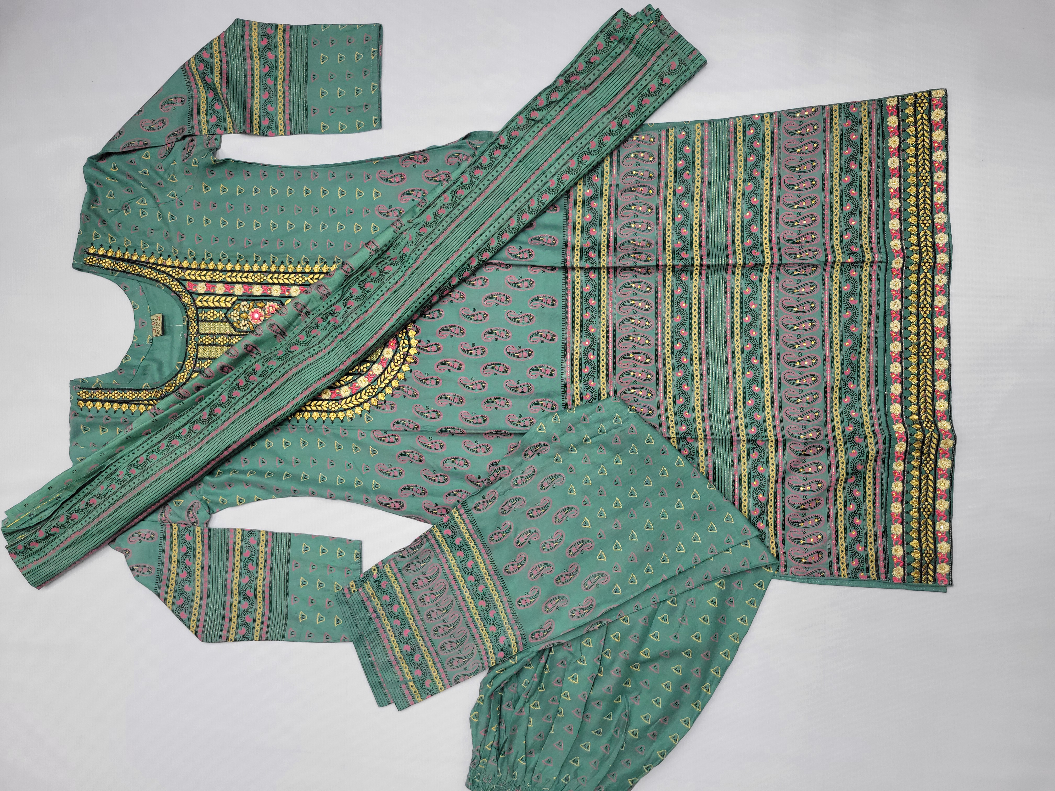 Ready made three piece cotton